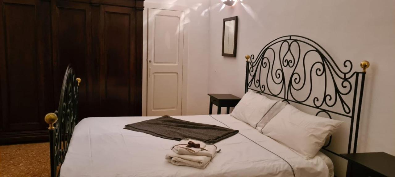 I Balconi Sul Duomo Apartman Lecce Kültér fotó